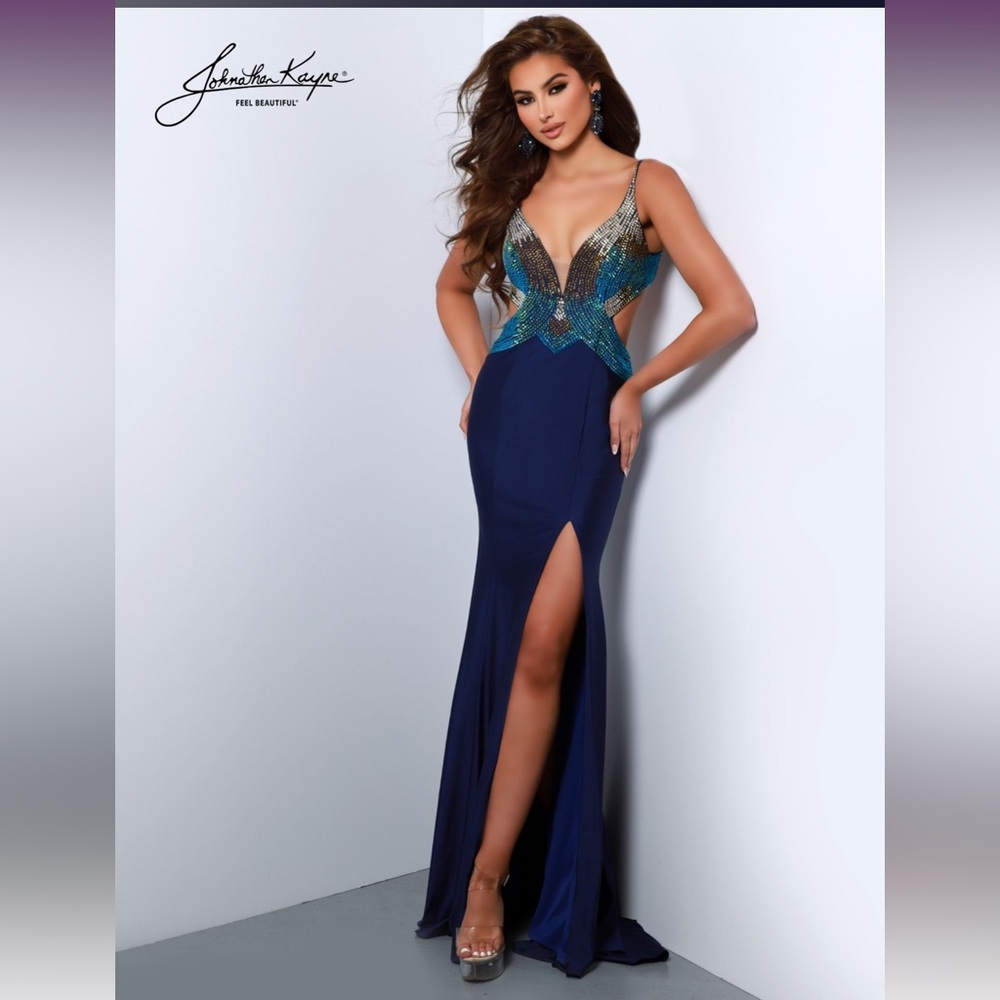 Johnathan Kayne Royal Blue Sequin Prom/Pagenat Dress size 0-2 - Picture 4 of 11